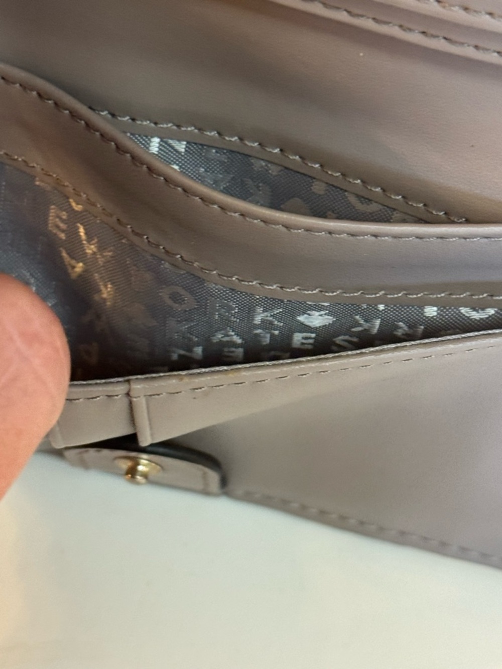 🩶 KATE SPADE OWL STACEY SAFFIANO LEATHER WALLET! - Picture 7 of 9